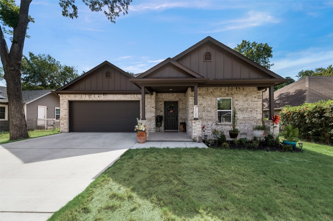 911 S Rockwall Avenue Terrell TX 75160