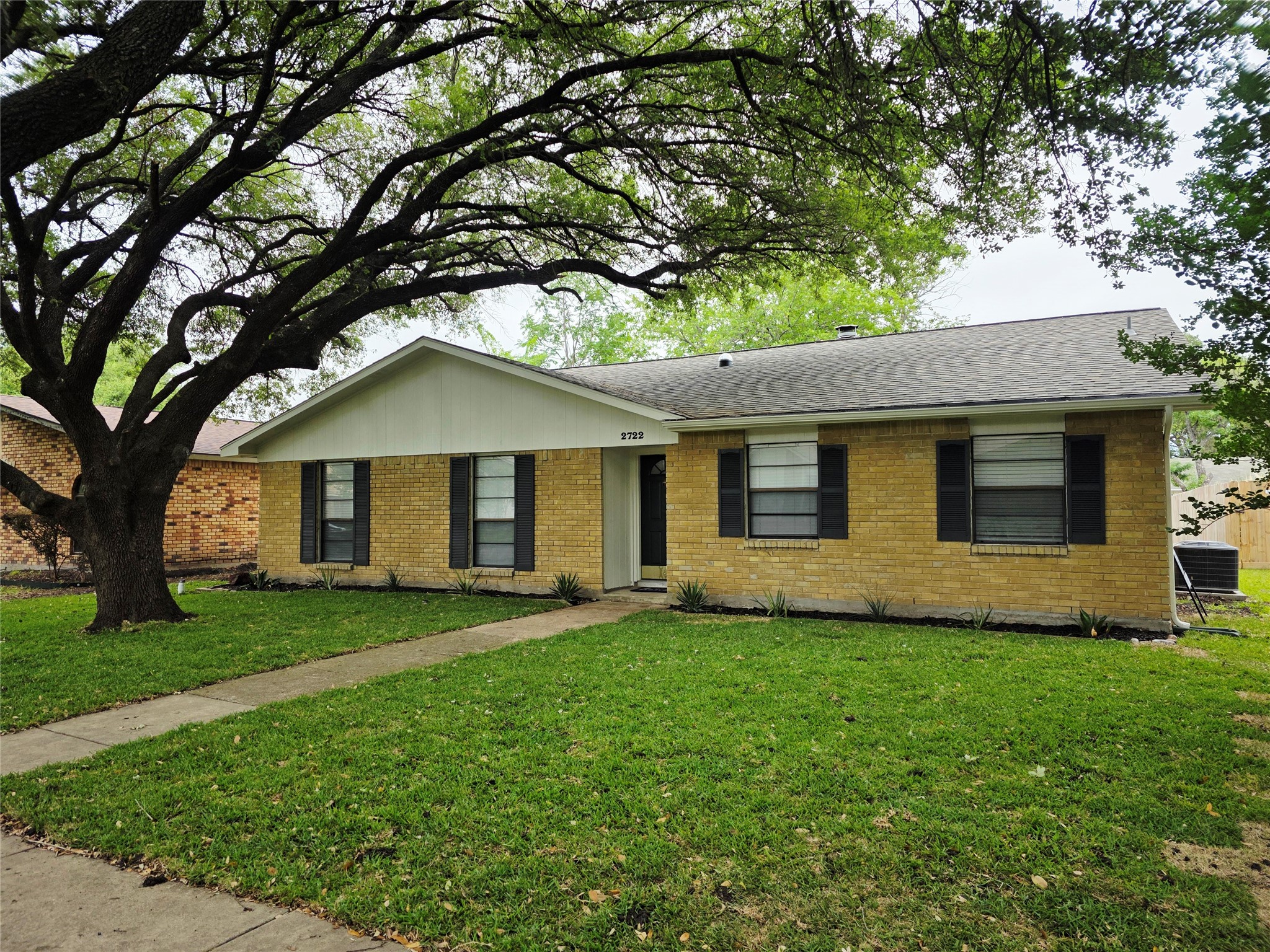 2722 Clover Valley Drive Garland TX 75043