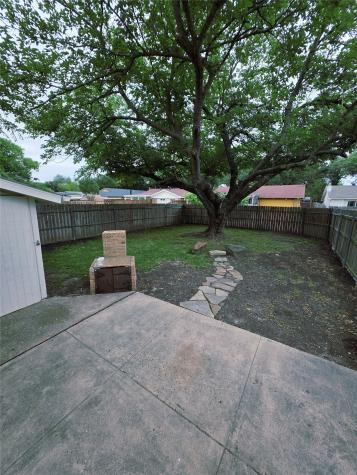2722 Clover Valley Drive Garland TX 75043