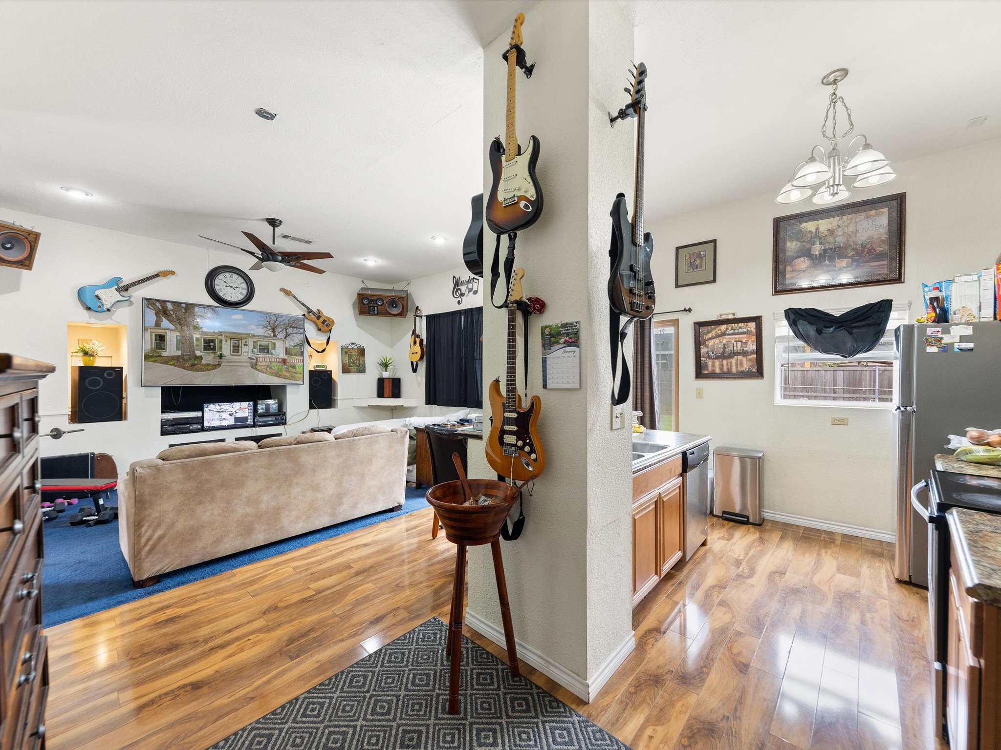 2153 W Lotus Avenue Fort Worth TX 76111