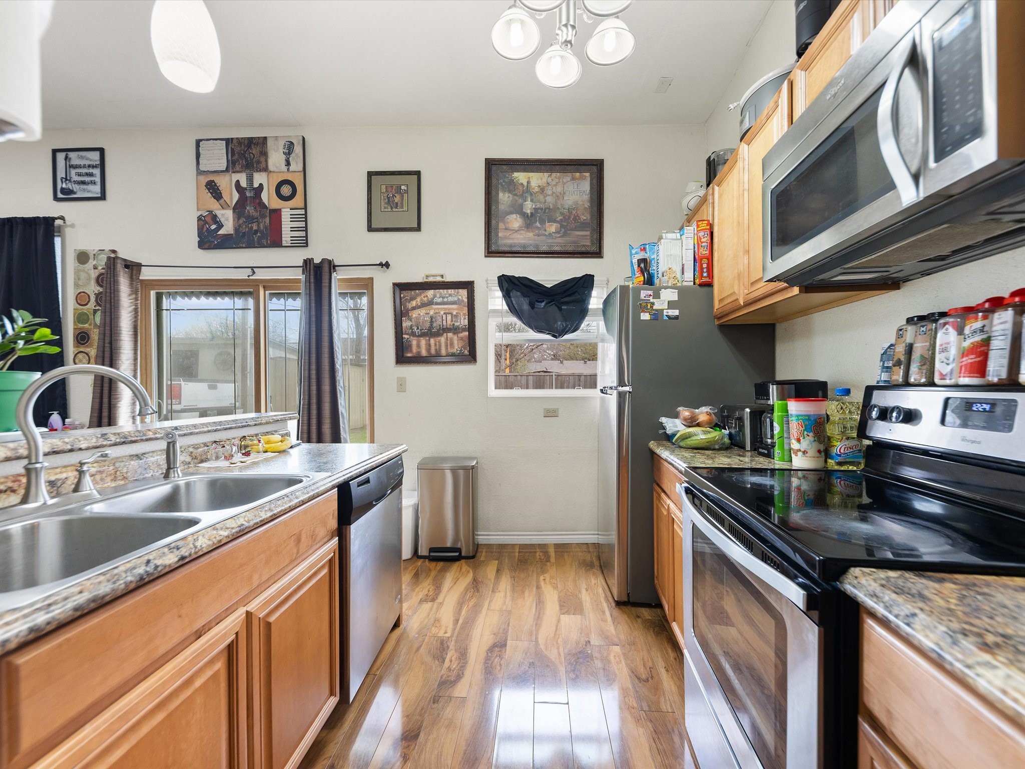 2153 W Lotus Avenue Fort Worth TX 76111
