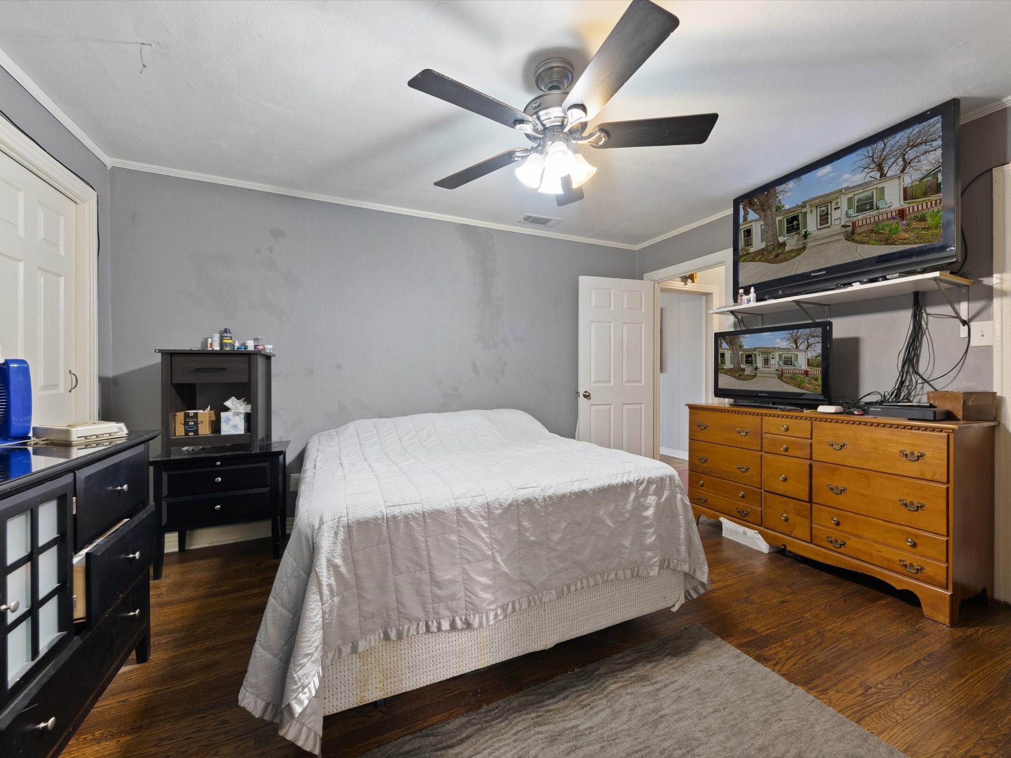 2153 W Lotus Avenue Fort Worth TX 76111