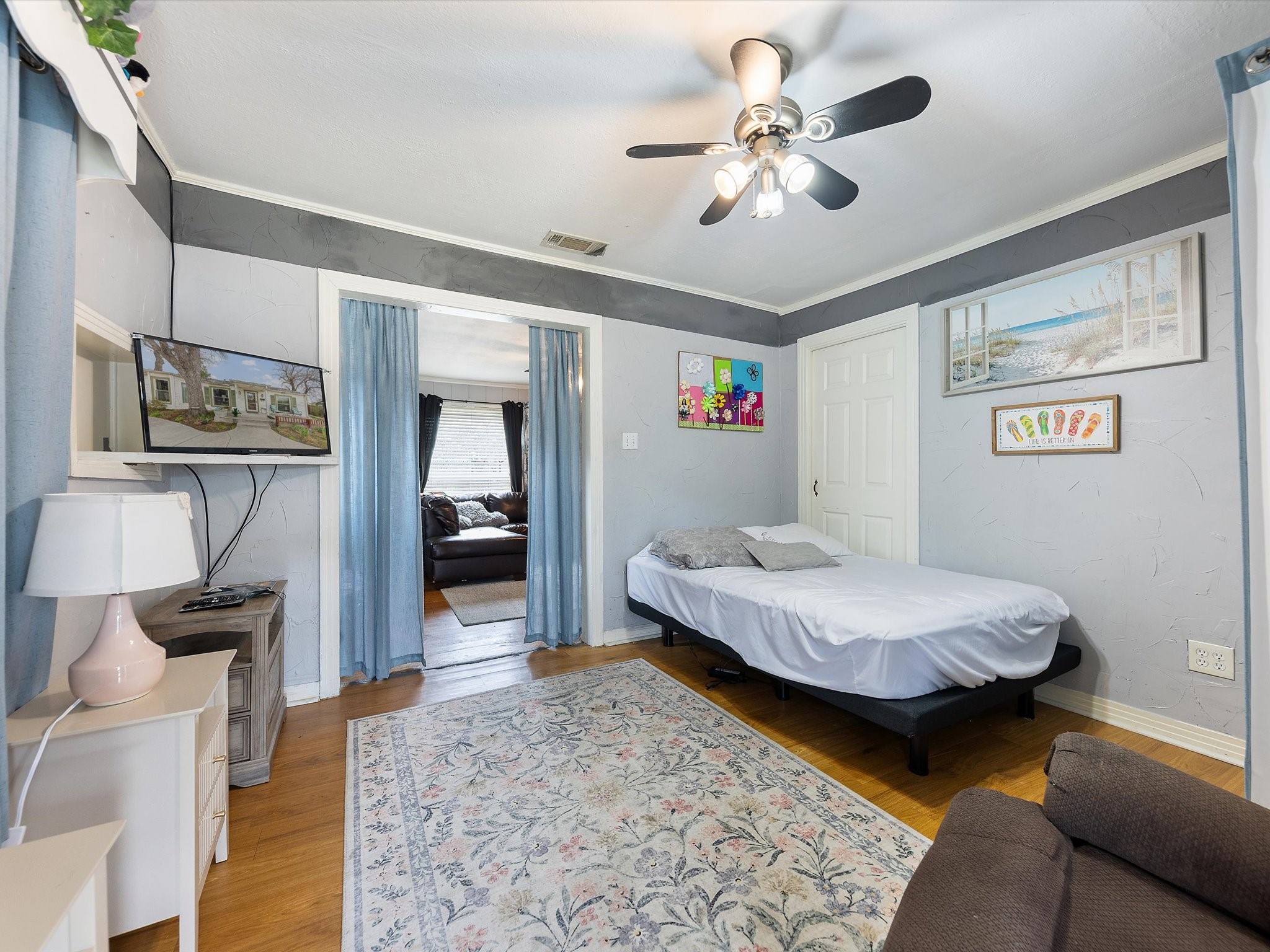 2153 W Lotus Avenue Fort Worth TX 76111