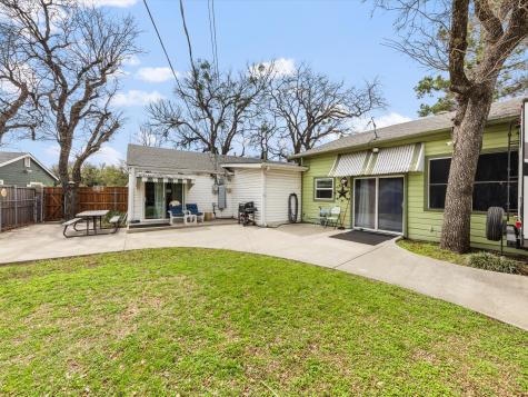 2153 W Lotus Avenue Fort Worth TX 76111