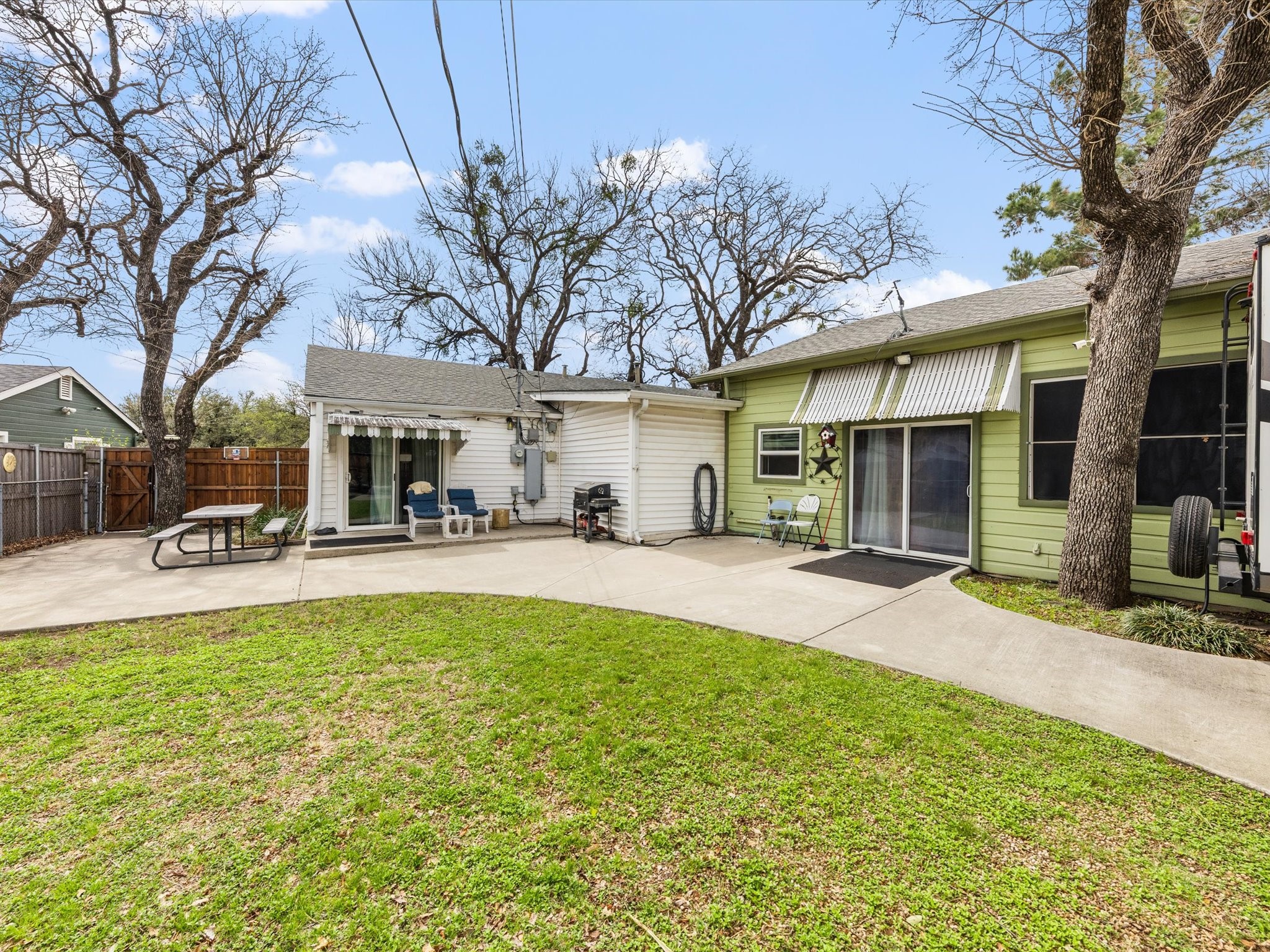 2153 W Lotus Avenue Fort Worth TX 76111
