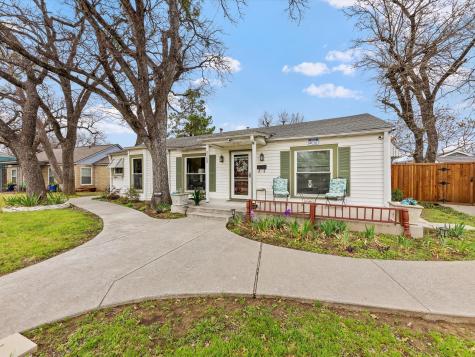 2153 W Lotus Avenue Fort Worth TX 76111