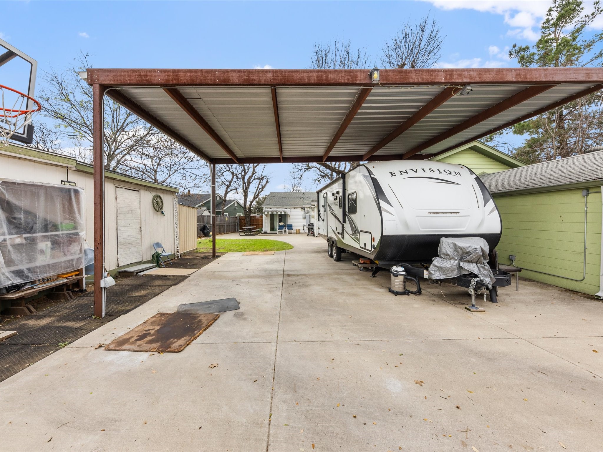 2153 W Lotus Avenue Fort Worth TX 76111