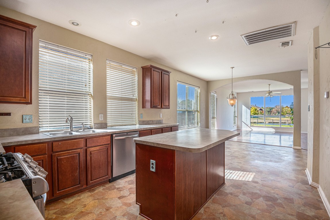 11541 Gloriosa Drive Fort Worth TX 76244