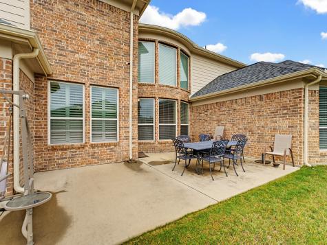 7315 Vienta Point Grand Prairie TX 75054