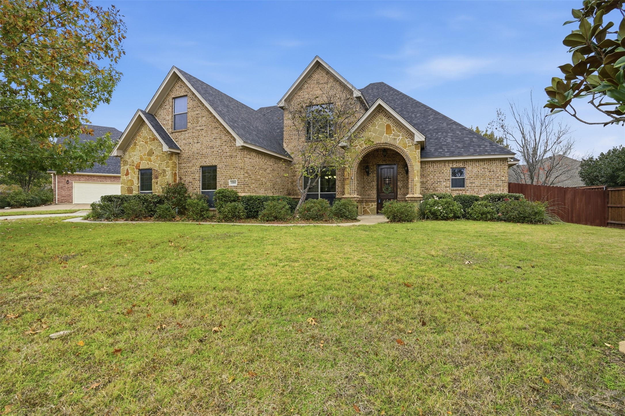 1104 Lynnwood Drive Cleburne TX 76033