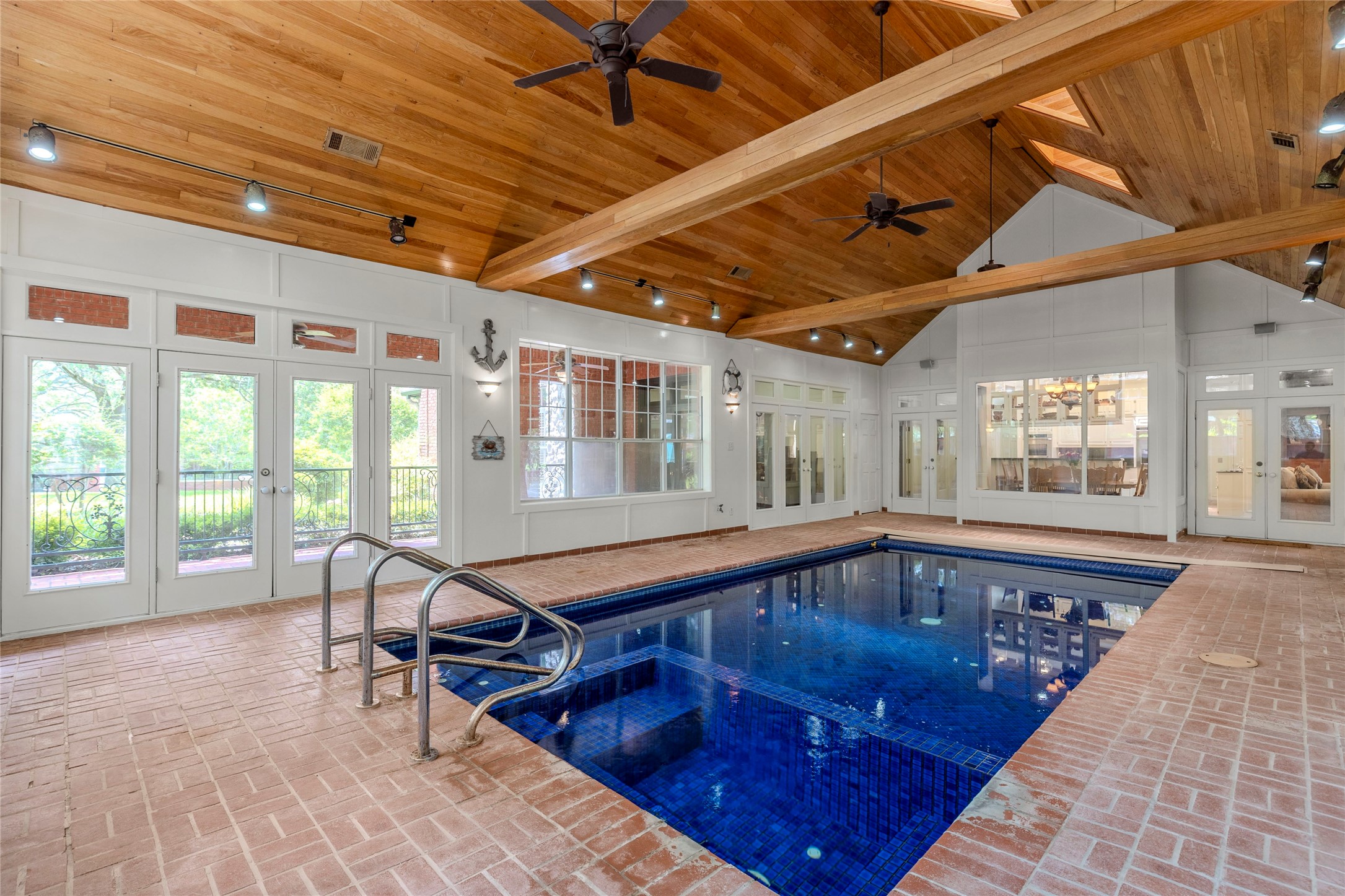 1 Creekside Drive Greenville TX 75402