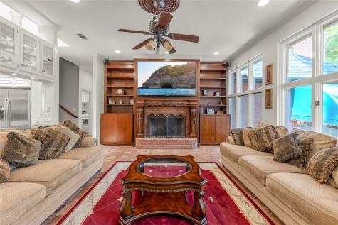 1 Creekside Drive Greenville TX 75402