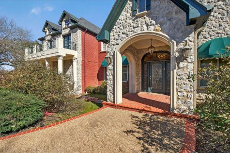 1 Creekside Drive Greenville TX 75402