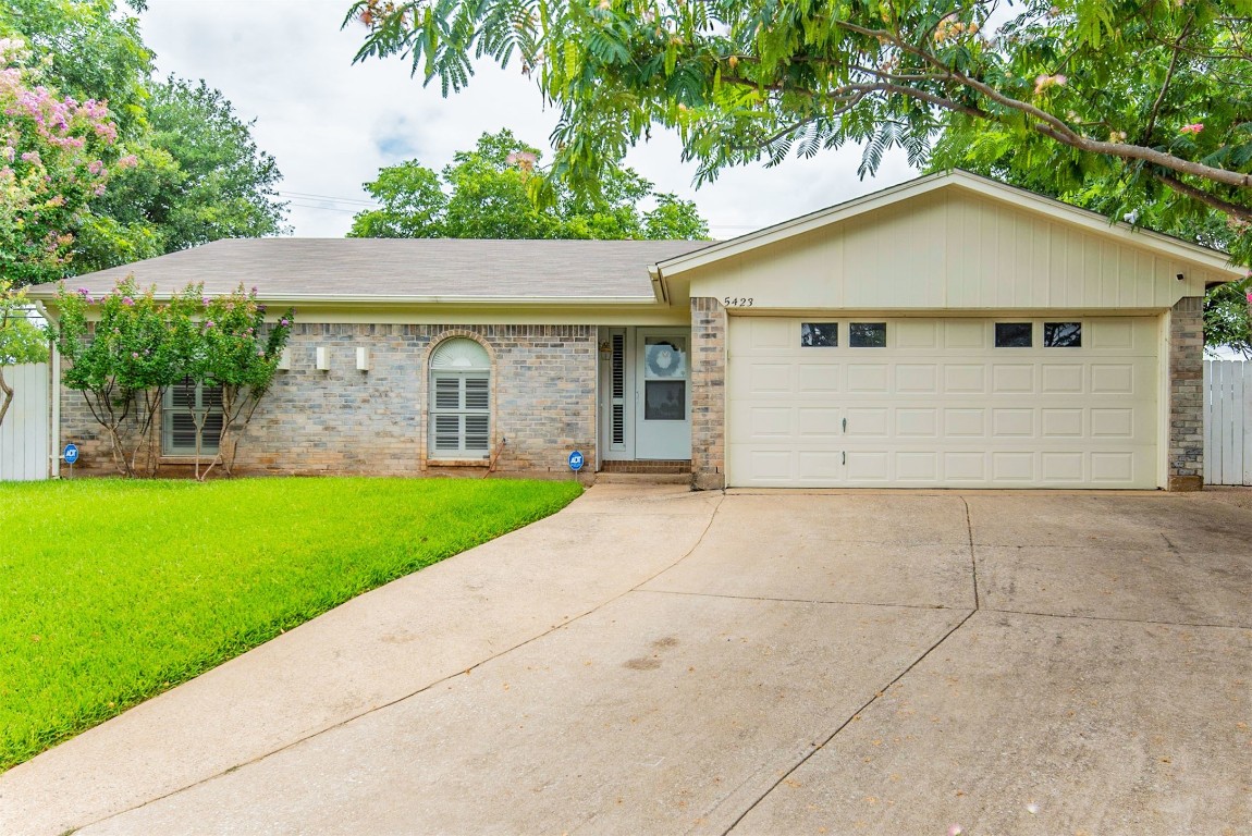 5423 Sandusky Court Arlington TX 76017