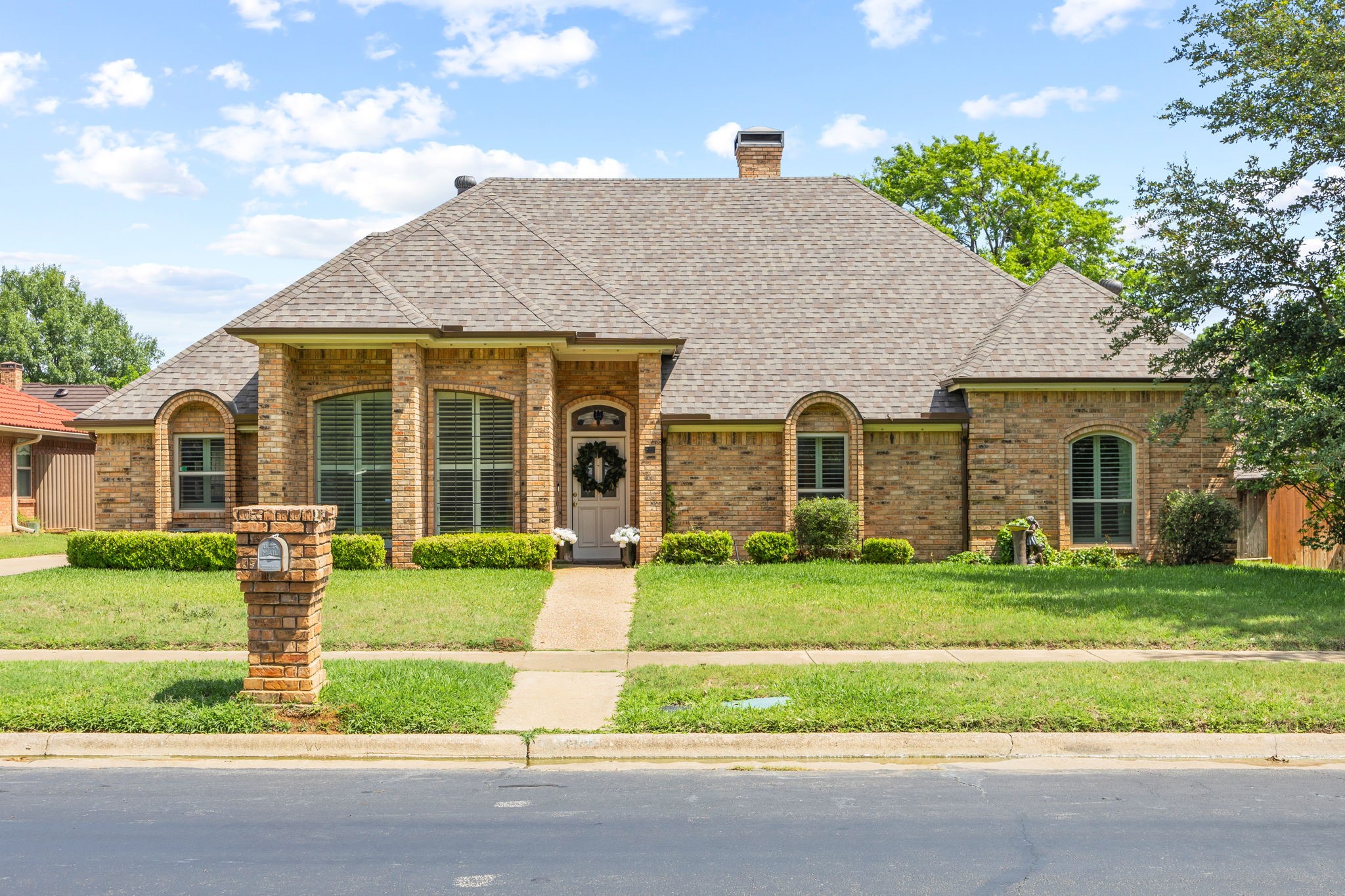 504 Evergreen Drive Hurst TX 76054