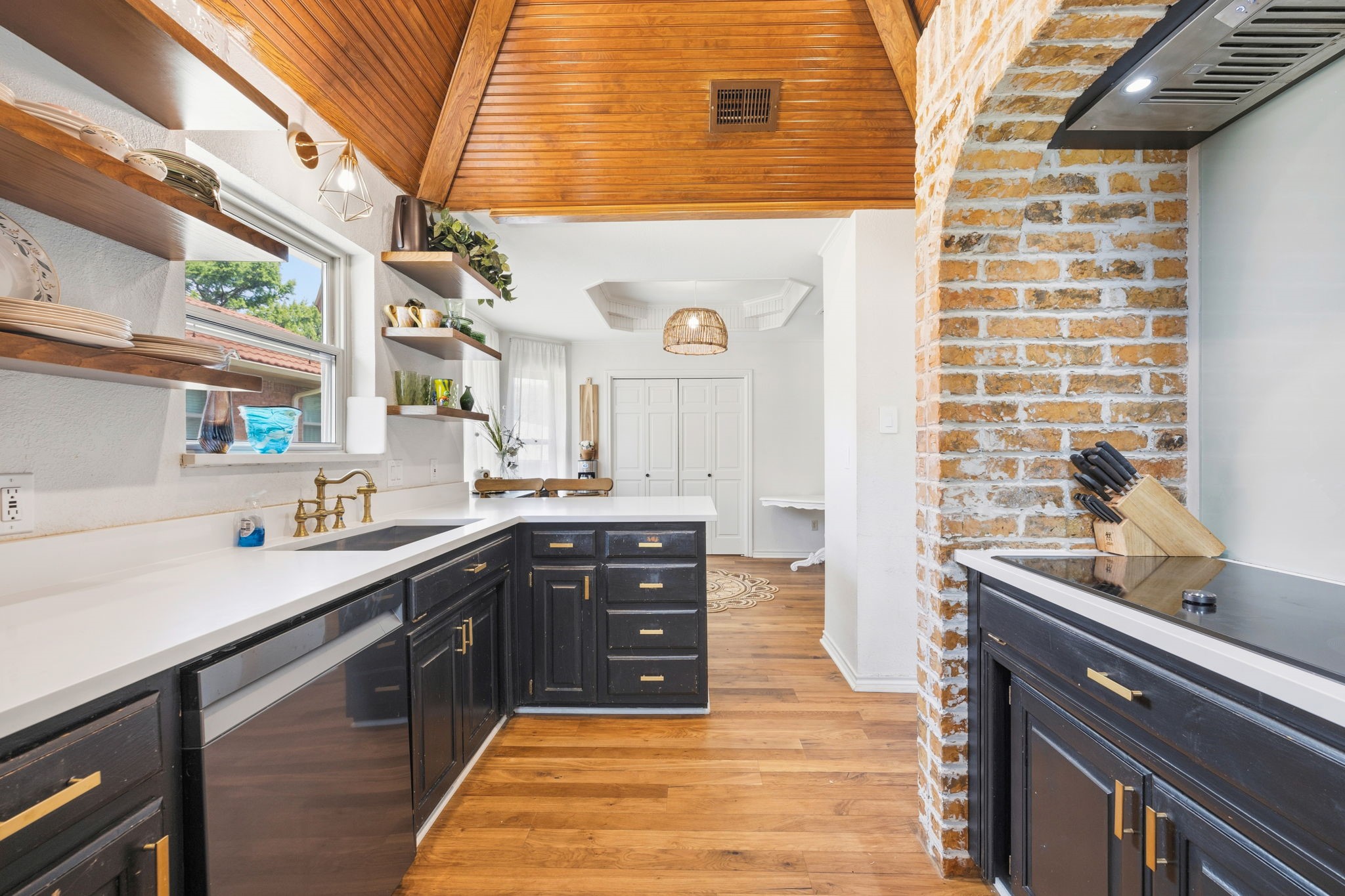 504 Evergreen Drive Hurst TX 76054