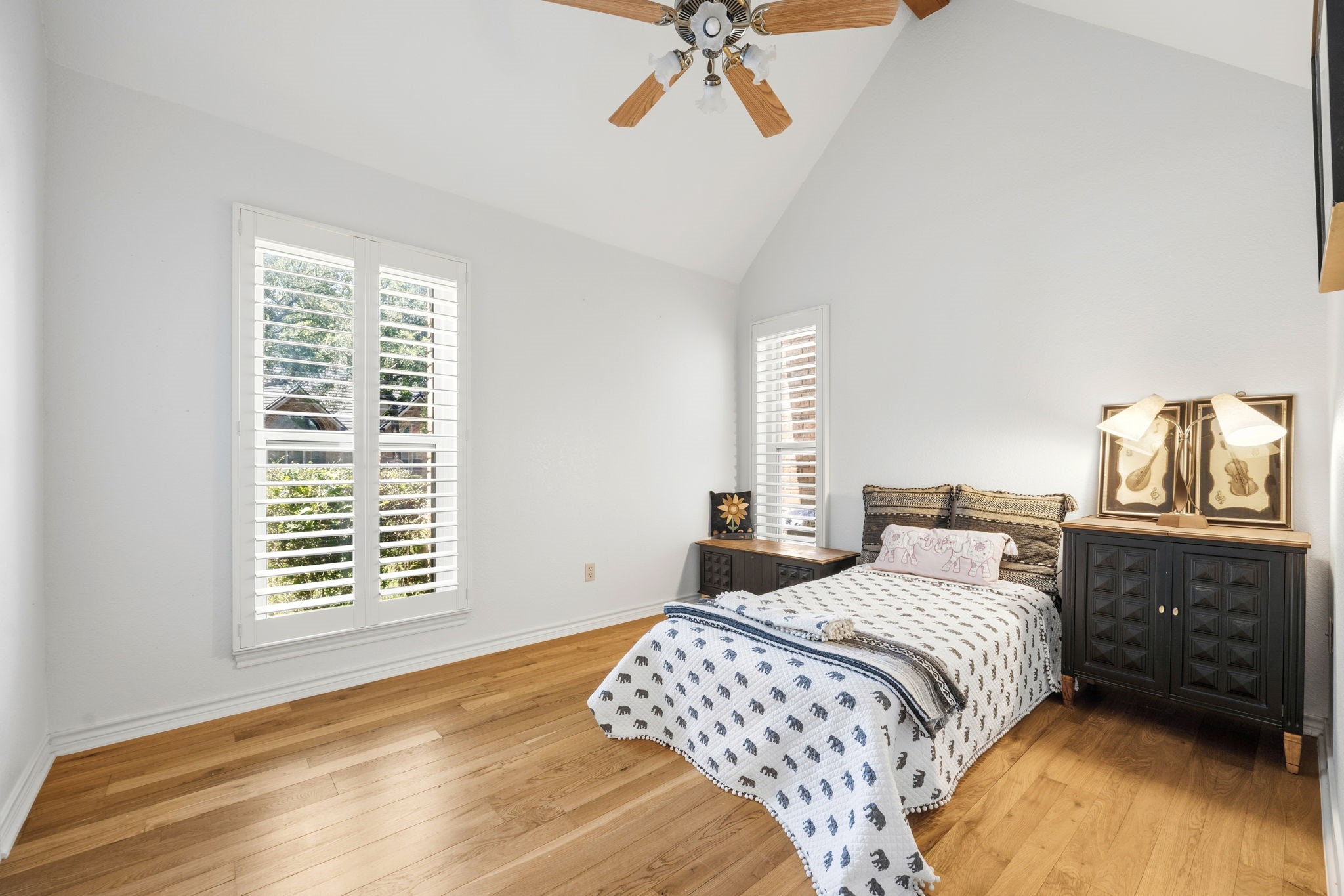 504 Evergreen Drive Hurst TX 76054