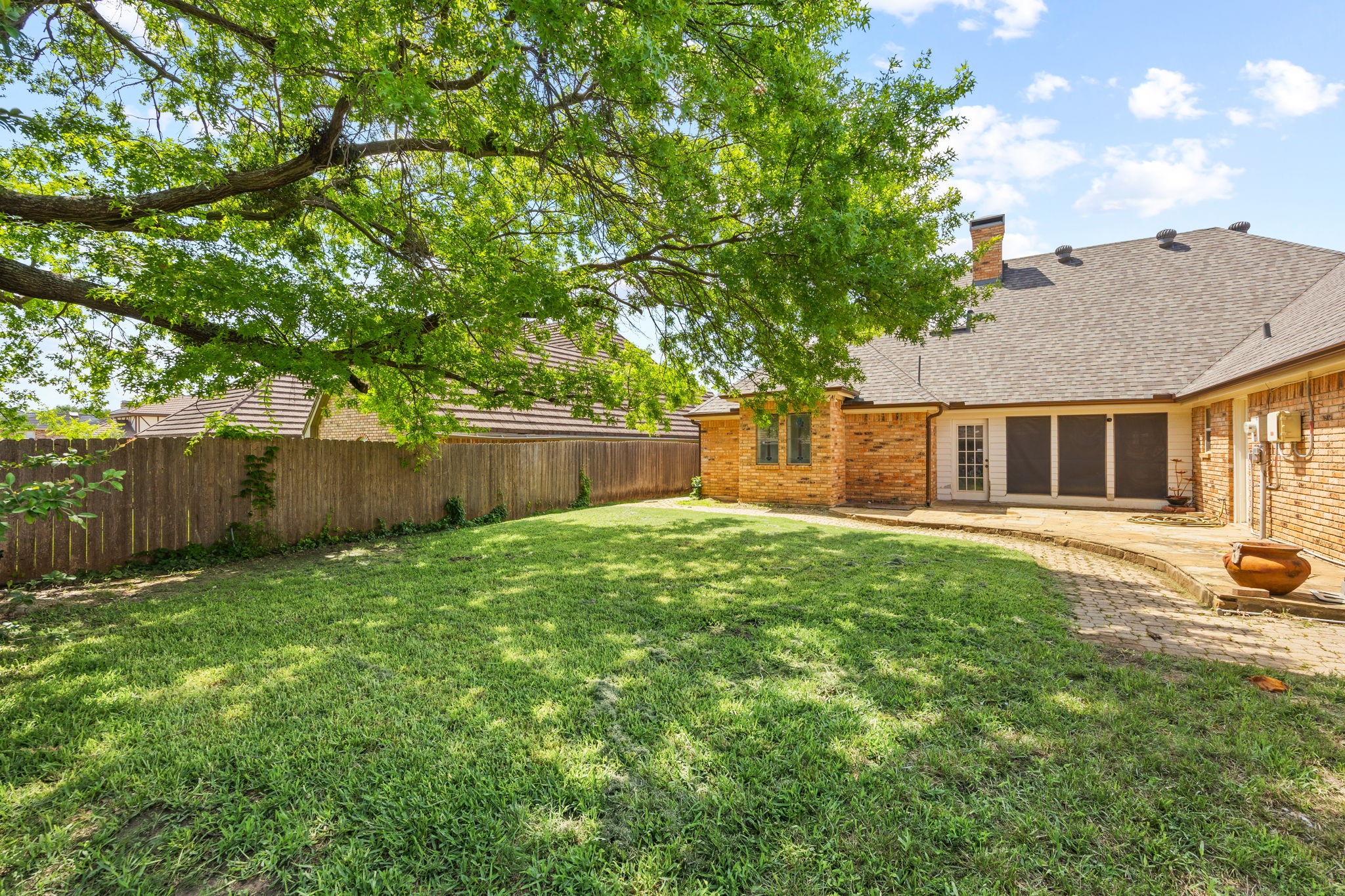 504 Evergreen Drive Hurst TX 76054