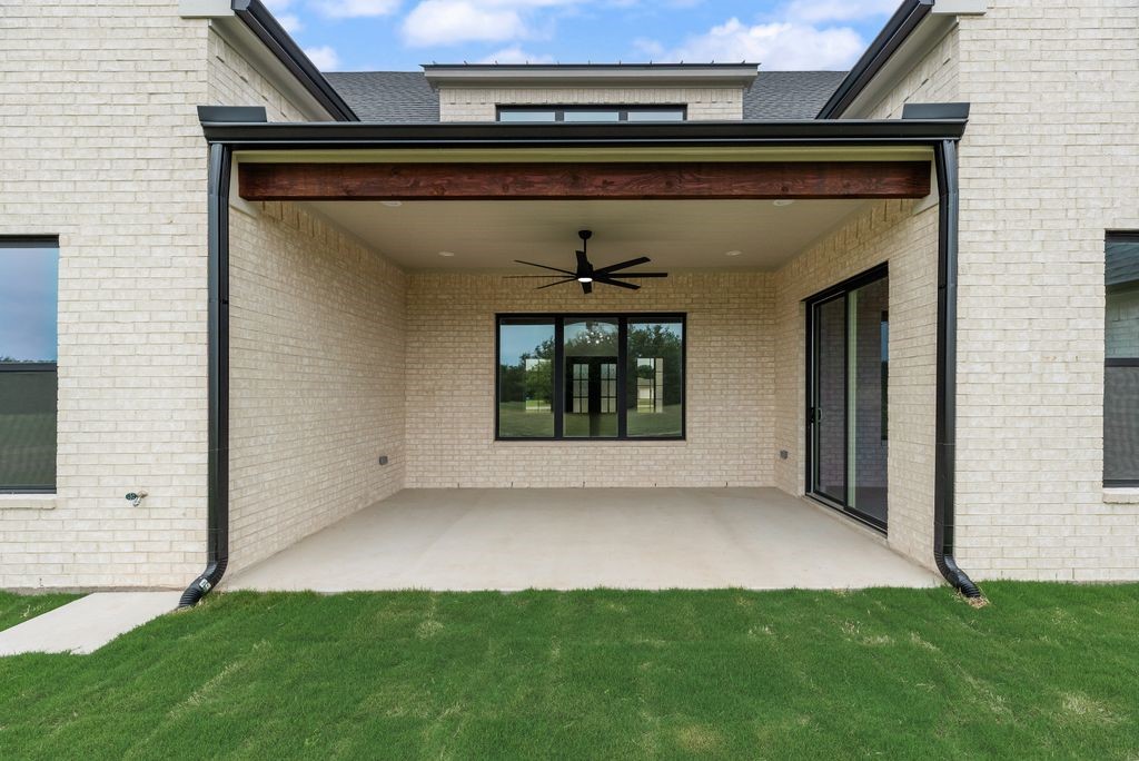 209 Waverunner Court Corsicana TX 75109
