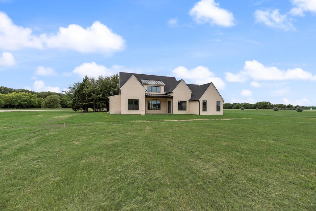 209 Waverunner Court Corsicana TX 75109