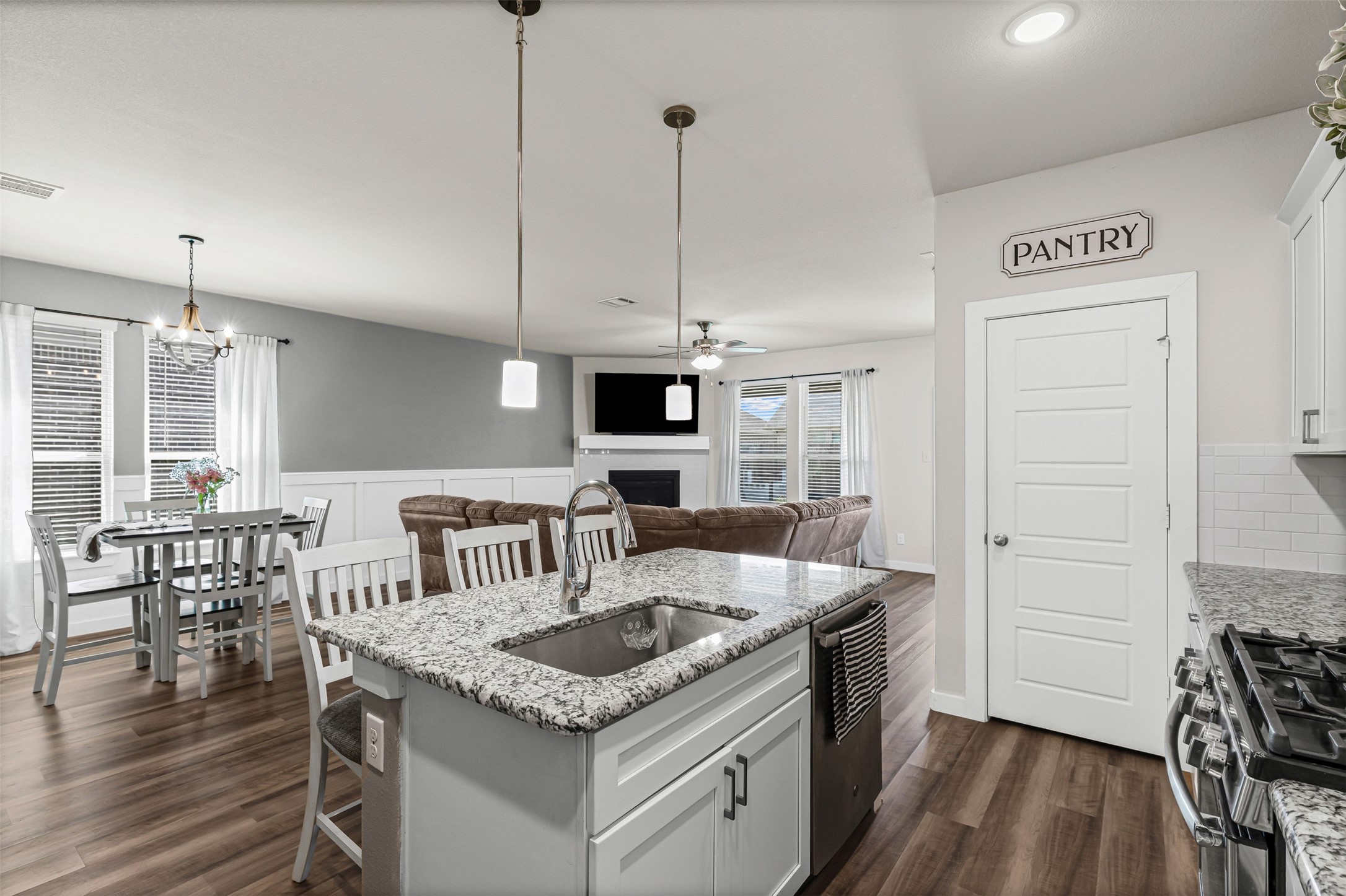 401 Evans Drive Van Alstyne TX 75495