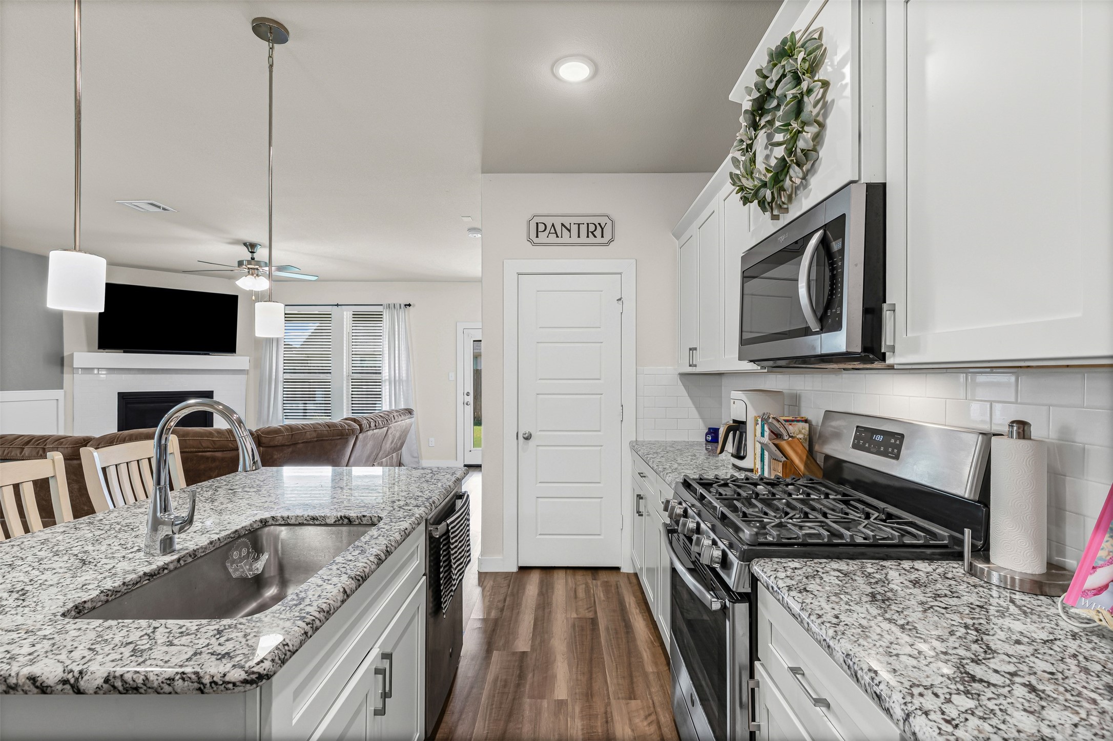 401 Evans Drive Van Alstyne TX 75495