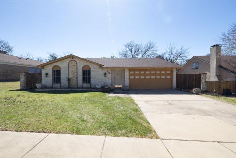 706 Meadowglen Drive Duncanville TX 75137