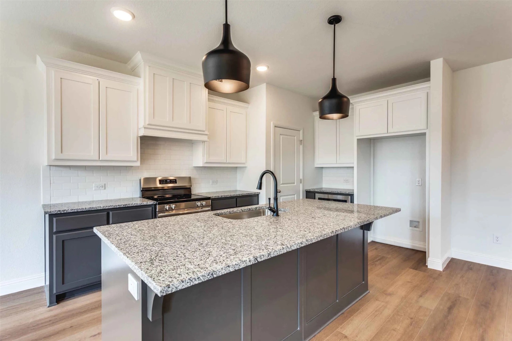 514 Hillcrest Circle Justin TX 76247