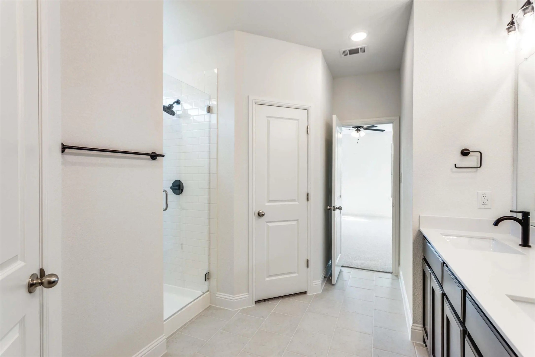 514 Hillcrest Circle Justin TX 76247