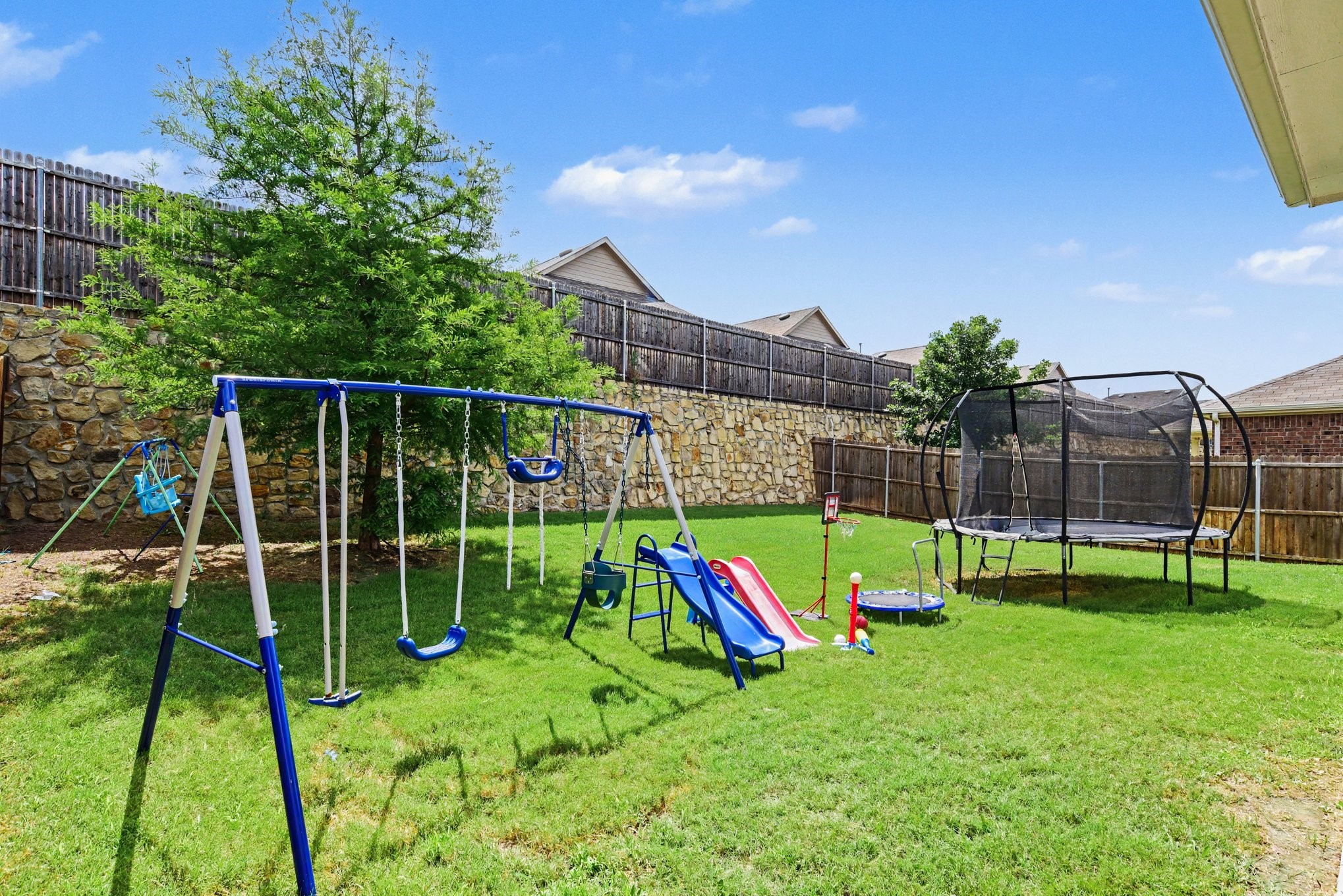 2512 Real Quiet Drive Forney TX 75126