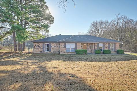 102 Amy Court Burleson TX 76028