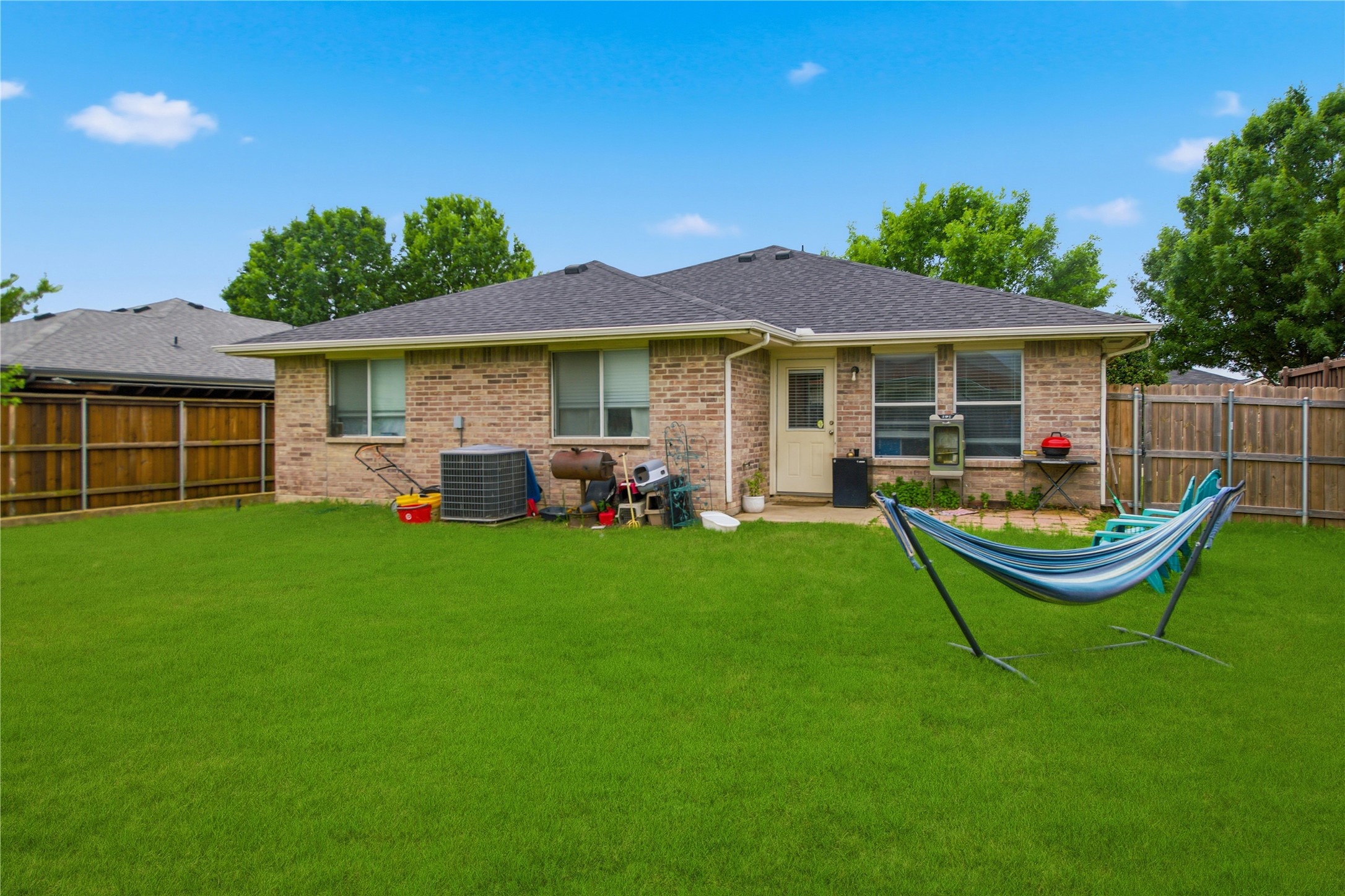 1648 Tampa Bay Drive Dallas TX 75217