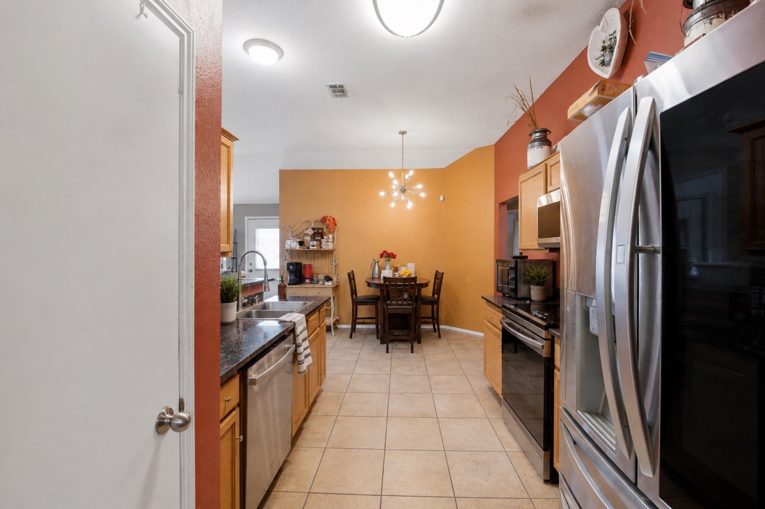 1648 Tampa Bay Drive Dallas TX 75217