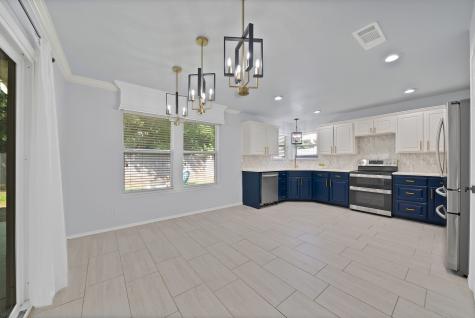 717 Ridgehill Drive Burleson TX 76028