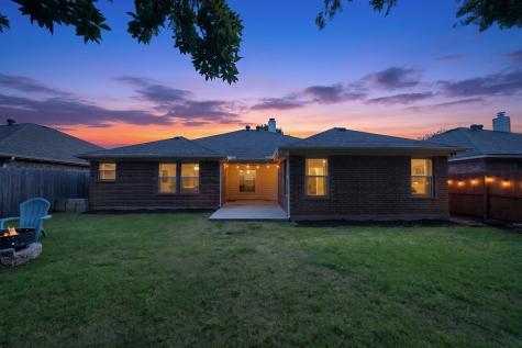 717 Ridgehill Drive Burleson TX 76028