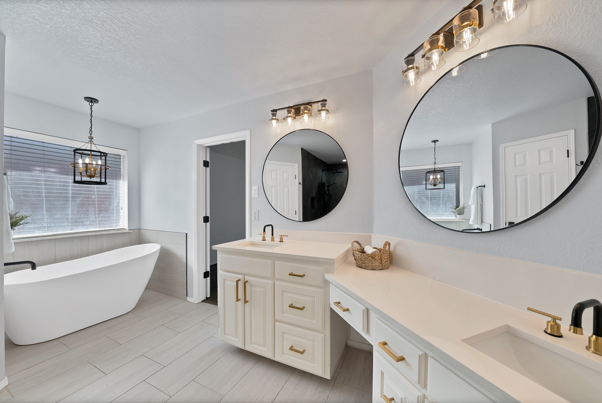 717 Ridgehill Drive Burleson TX 76028
