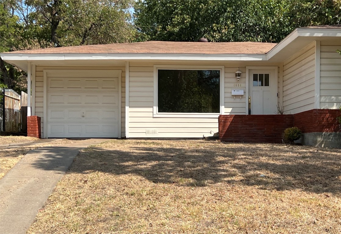 4504 Diaz Avenue Fort Worth TX 76107