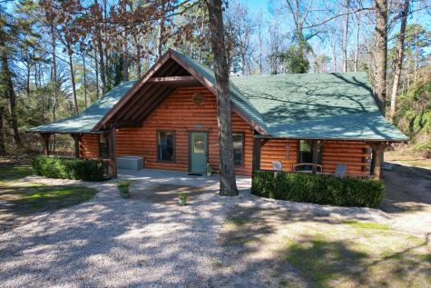 194 Sabine Street Scroggins TX 75480