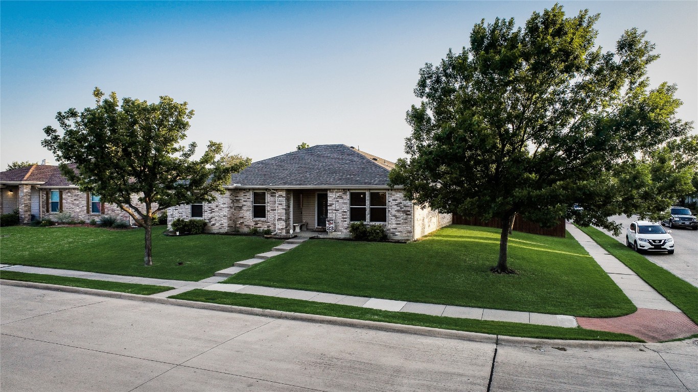 2501 Barksdale Drive Rockwall TX 75032