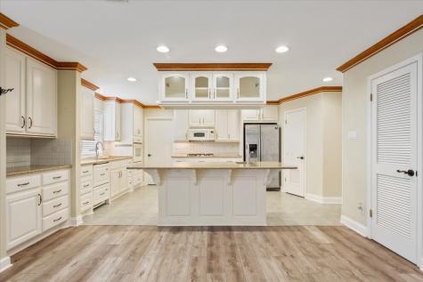 120 Wooded Crest Drive Woodway TX 76712