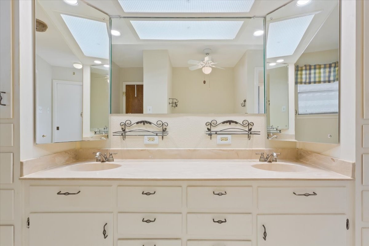 120 Wooded Crest Drive Woodway TX 76712
