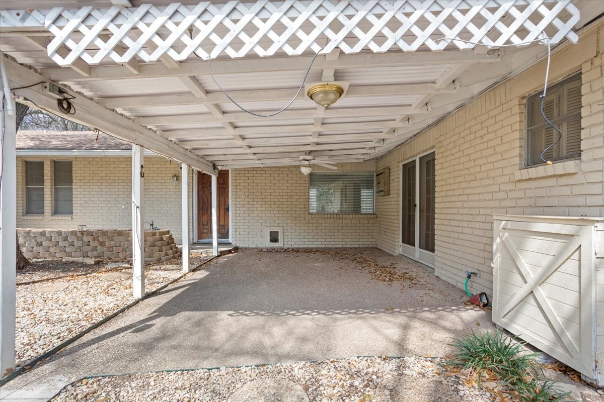 120 Wooded Crest Drive Woodway TX 76712