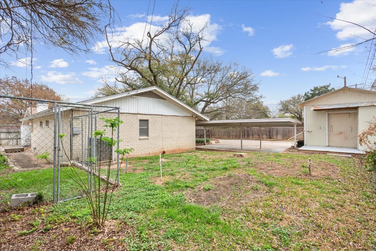 120 Wooded Crest Drive Woodway TX 76712