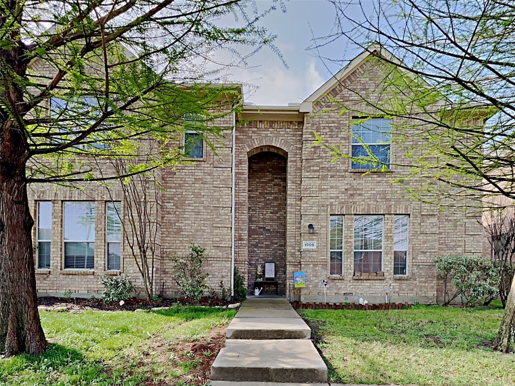 1005 Jamie Drive Grand Prairie TX 75052