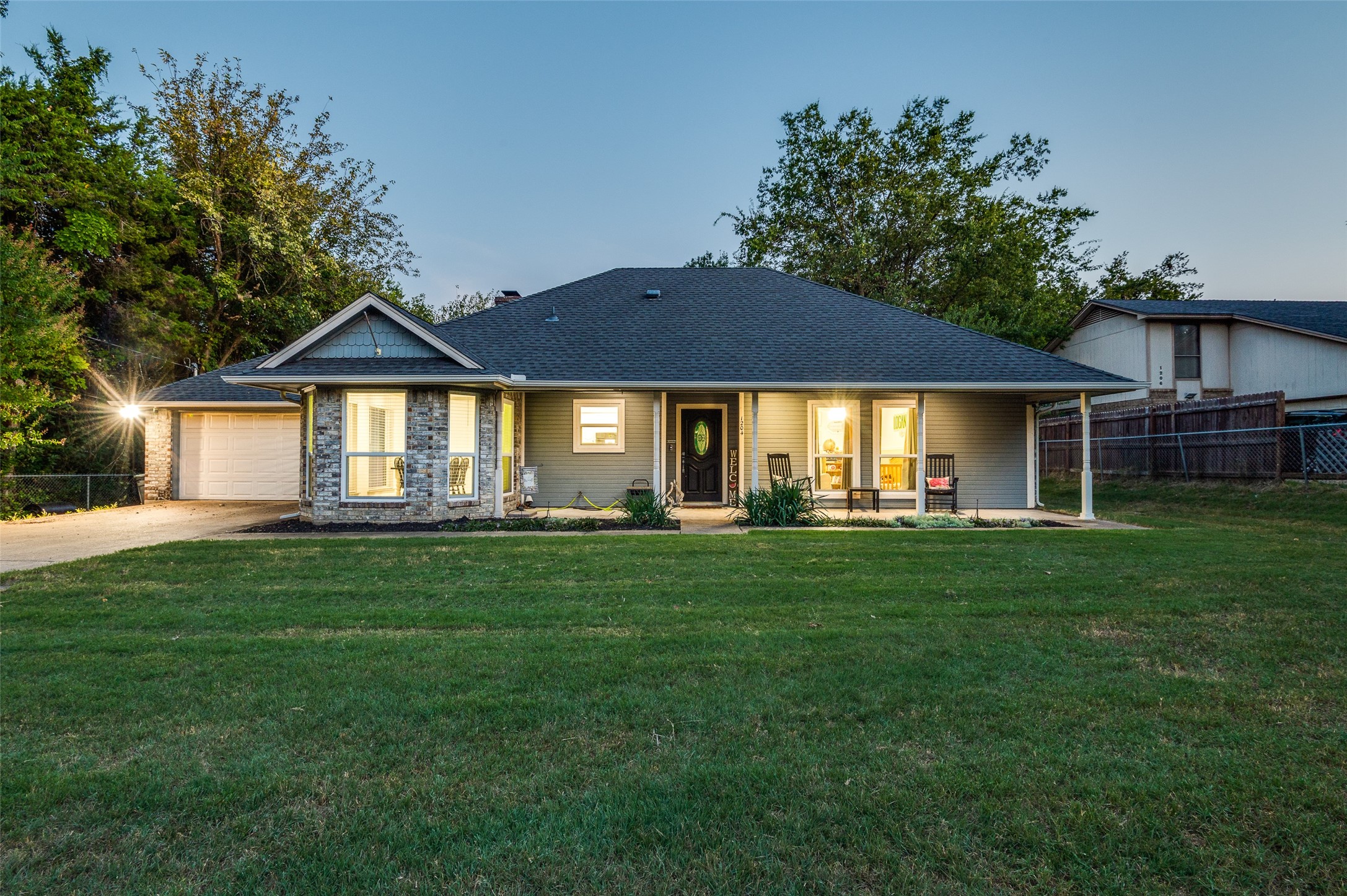 1204 Los Altos Lane Duncanville TX 75116