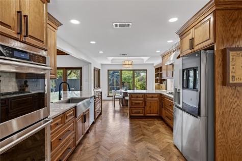 7108 Hunters Ridge Drive Dallas TX 75248
