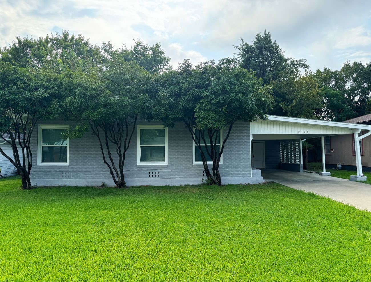 2312 N Shannon Street Sherman TX 75092