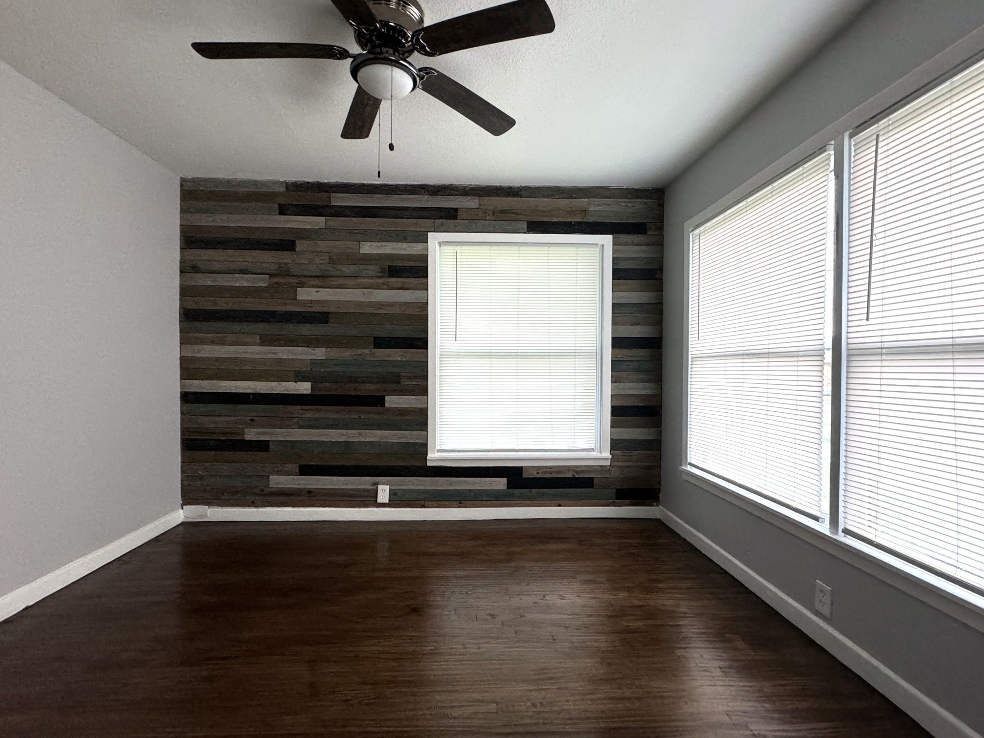 2312 N Shannon Street Sherman TX 75092