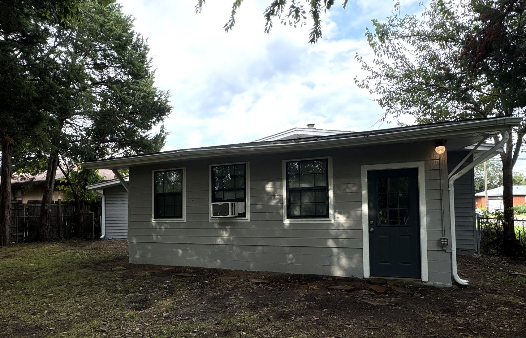 2312 N Shannon Street Sherman TX 75092