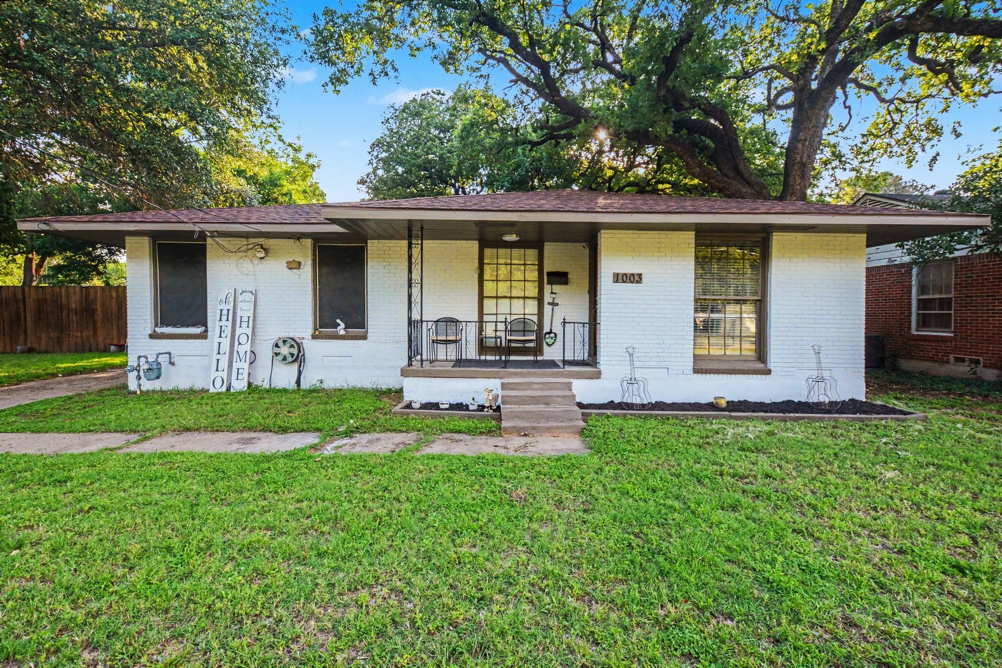 1003 Ash Street Irving TX 75060